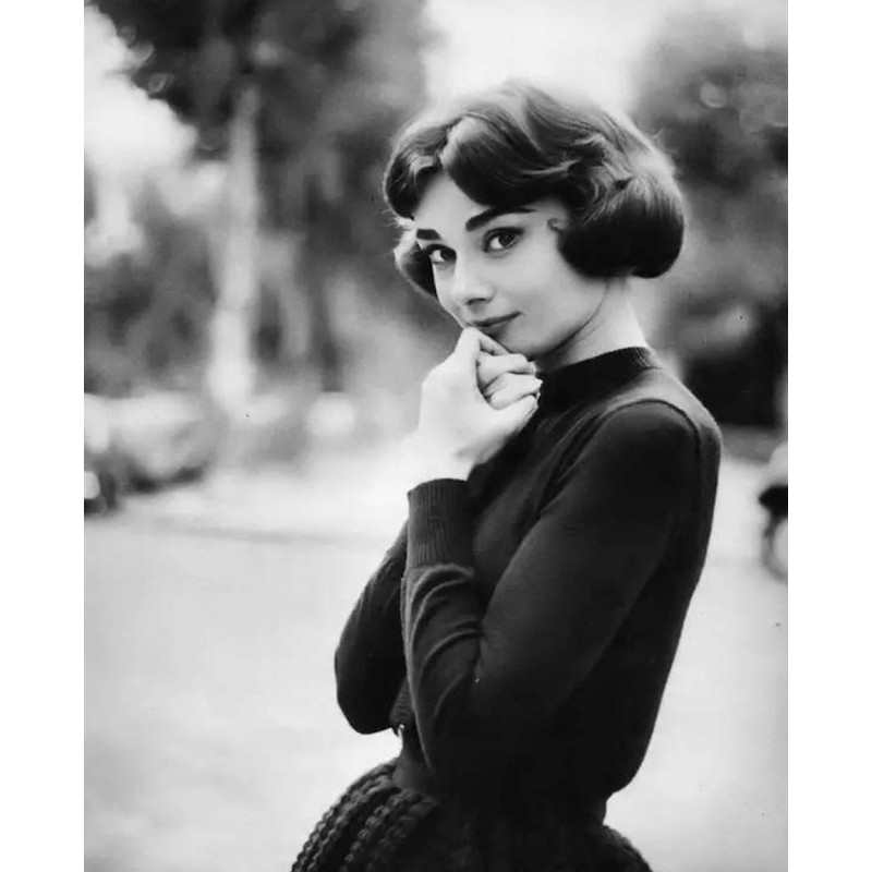 Audrey Hepburn in kurzen ...